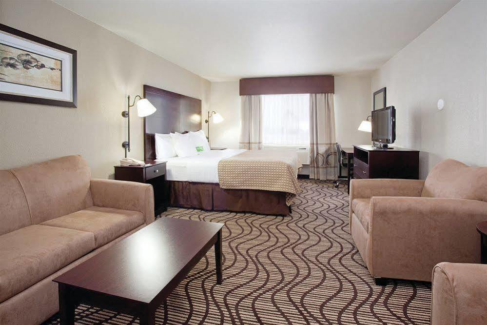 La Quinta By Wyndham Henderson-Northeast Denver Номер фото